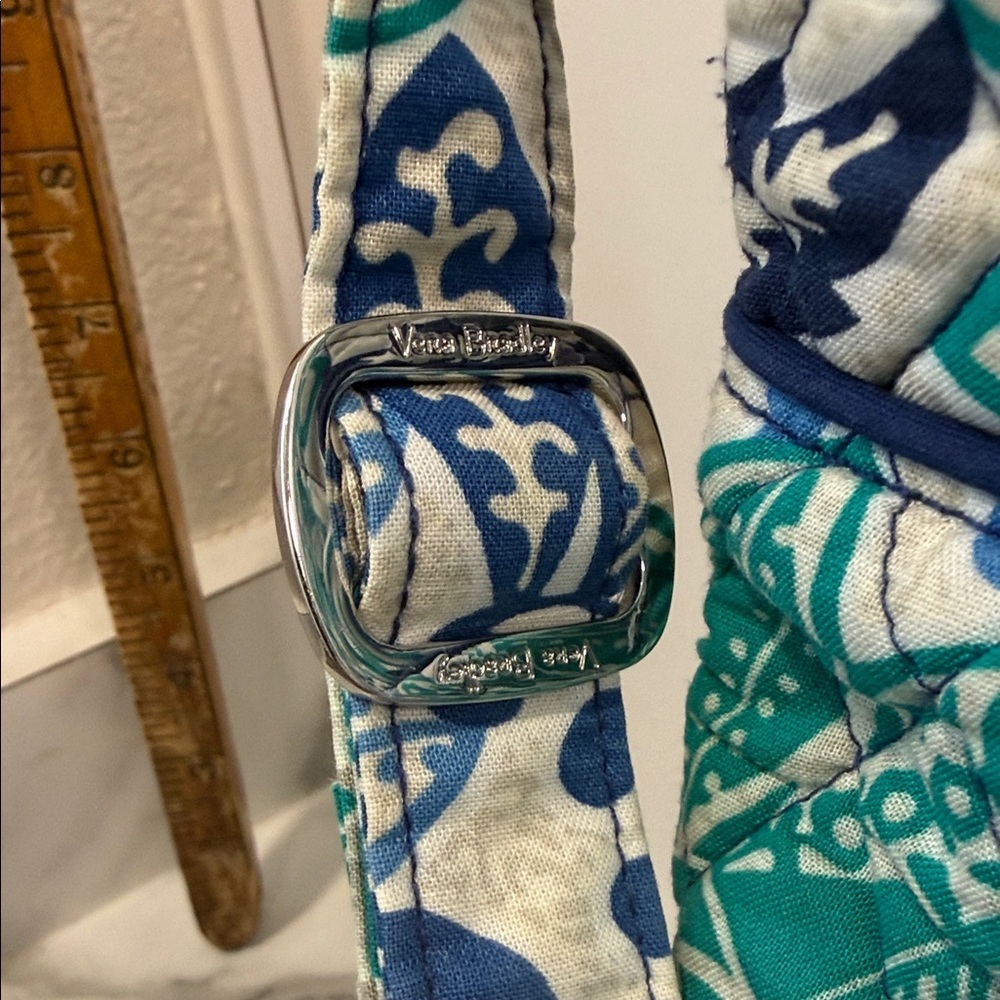 Vera Bradley retired pattern hipster crossbody bag in the Santiago design - Picture 9 of 10